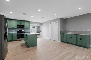 20 Louis Ave, Middlesex, NJ 08846 - Photo 9