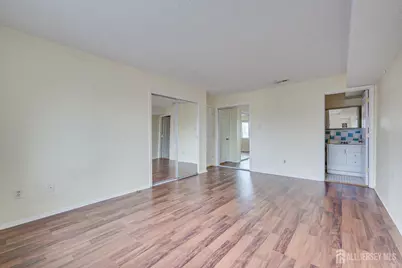 707 Edison Glen Terrace, Edison, NJ 08837 - Photo 19