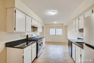 707 Edison Glen Terrace, Edison, NJ 08837 - Photo 15