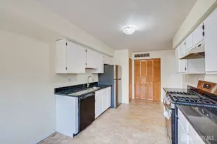 707 Edison Glen Terrace, Edison, NJ 08837 - Photo 13