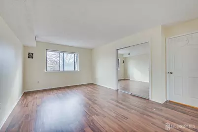 707 Edison Glen Terrace, Edison, NJ 08837 - Photo 19