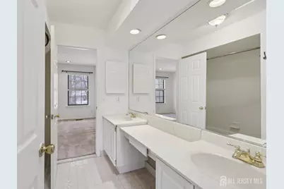705 Maplecrest Road, Edison, NJ 08820 - Photo 19
