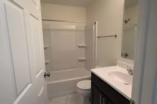 1217 Waterford Dr, Woodbridge Township, NJ 08817 - Photo 3