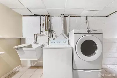 220 Montrose Avenue, South Plainfield, NJ 07080 - Photo 17