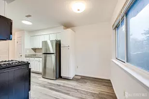 1116 Edison Glen Terrace, Edison, NJ 08837 - Photo 29
