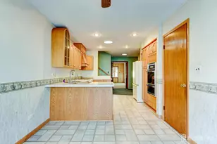 28 Chipper Dr, South Brunswick Township, NJ 08824 - Photo 11