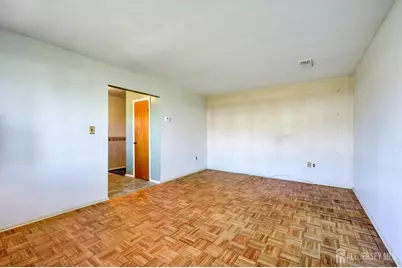 28 Chipper Drive, South Brunswick Township, NJ 08824 - Photo 5