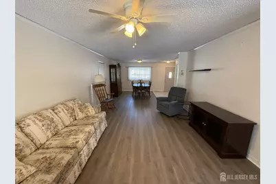 10 Tyndall Road, South Brunswick Township, NJ 08824 - Photo 5