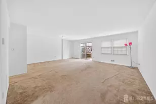 21 Highview Dr, Woodbridge Township, NJ 07095 - Photo 5