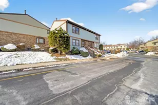 21 Highview Dr, Woodbridge Township, NJ 07095 - Photo 3