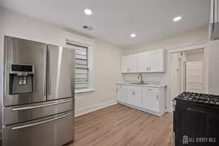 264 Barclay St, Perth Amboy, NJ 08861 - Photo 29