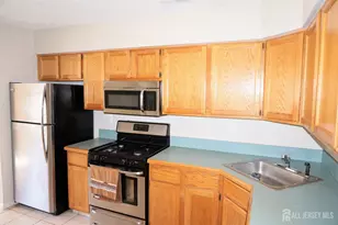 62 Colleen Ct, South Brunswick Township, NJ 08824 - Photo 5