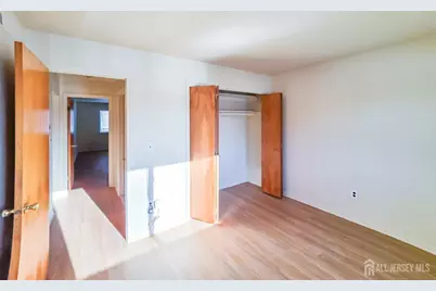 1302 Bradley Court, South Brunswick Township, NJ 08540 - Photo 17