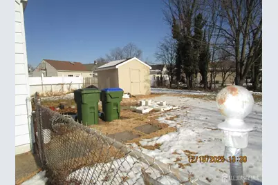 25 Hull Drive, Edison, NJ 08817 - Photo 3