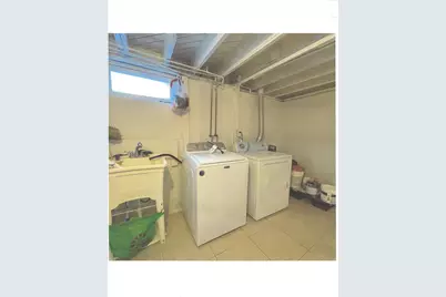 25 Hull Drive, Edison, NJ 08817 - Photo 9