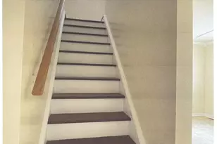 25 Hull Dr, Edison, NJ 08817 - Photo 11