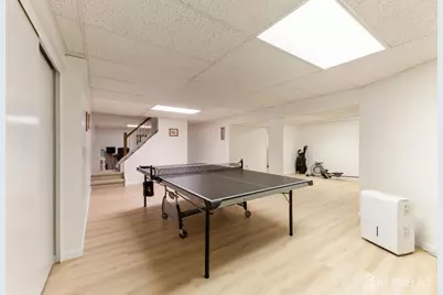 990 Hoover Drive, North Brunswick Township, NJ 08902 - Photo 33