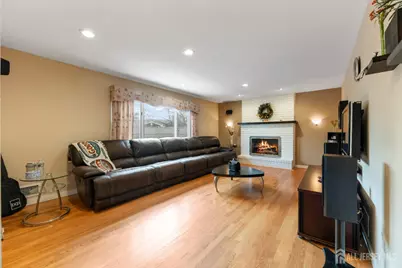 990 Hoover Drive, North Brunswick Township, NJ 08902 - Photo 9