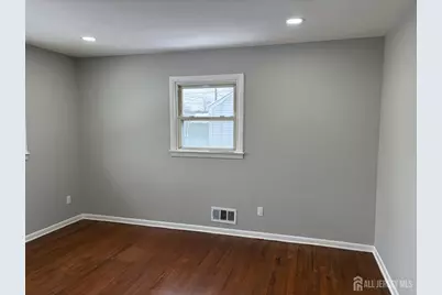 162 Holly Street, Port Reading, NJ 07064 - Photo 7