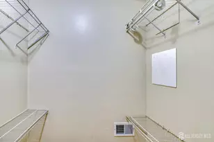 252 Kempsey Dr, North Brunswick Township, NJ 08902 - Photo 11