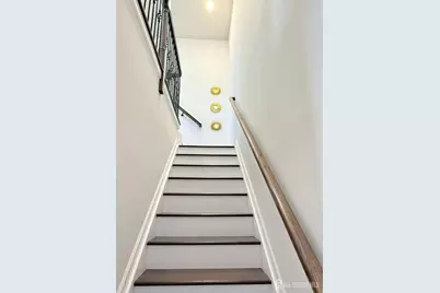 102 Dickson Court, Highland Park, NJ 08904 - Photo 9