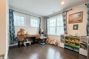 102 Dickson Ct, Highland Park, NJ 08904 - Photo 7