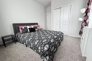 102 Dickson Ct, Highland Park, NJ 08904 - Photo 11