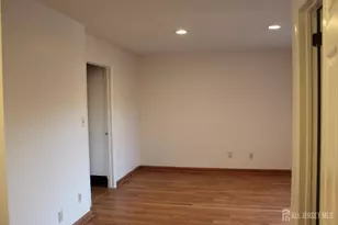 224 Westgate Dr, Edison, NJ 08820 - Photo 25