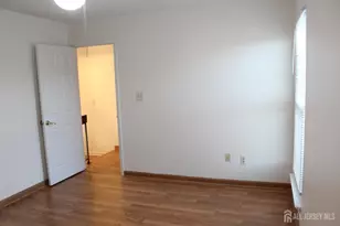 224 Westgate Dr, Edison, NJ 08820 - Photo 31