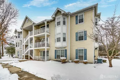 304 Wimbeldon Court, North Brunswick Township, NJ 08902 - Photo 13