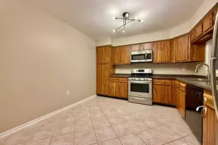 256 Willowbrook Dr, North Brunswick Township, NJ 08902 - Photo 15