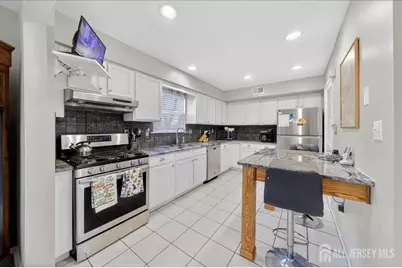 8 N Grand Avenue, Port Reading, NJ 07064 - Photo 15