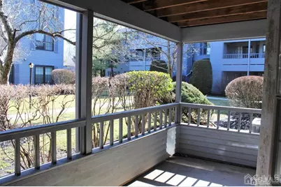 1003 Woodhaven Drive, Edison, NJ 08817 - Photo 21