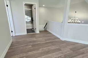 14 Canterbury Dr, Monroe Township, NJ 08831 - Photo 19