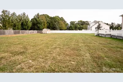 27 Samantha Drive, Monroe Township, NJ 08831 - Photo 5