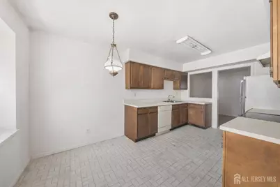 5 Lawry Court, East Brunswick Township, NJ 08816 - Photo 3