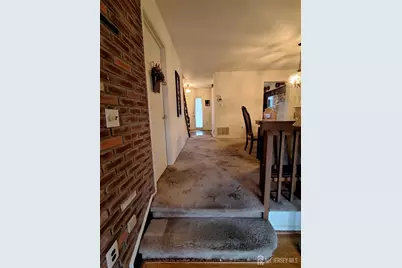 367 Willowbrook Drive, North Brunswick Township, NJ 08902 - Photo 5