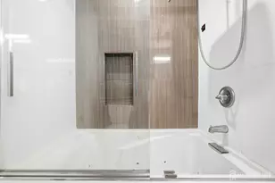 23 Borelle Square, Sayreville, NJ 08859 - Photo 15