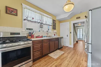 405 Madison Avenue, Dunellen, NJ 08812 - Photo 9