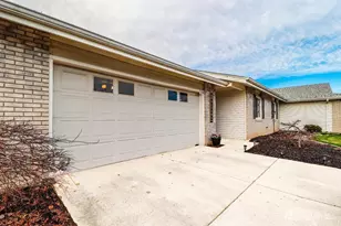 324-A Quinton Rd, Monroe Township, NJ 08831 - Photo 3