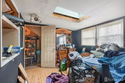81 Larch Street, Port Reading, NJ 07064 - Photo 9