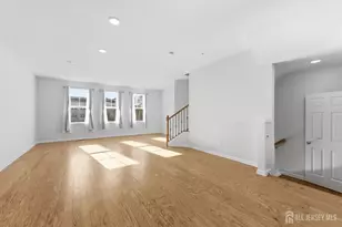 38 Bond St, North Brunswick Township, NJ 08902 - Photo 7