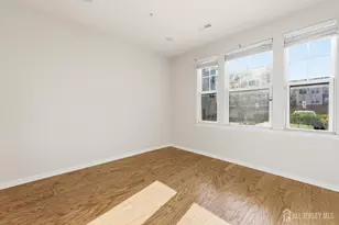 38 Bond St, North Brunswick Township, NJ 08902 - Photo 3