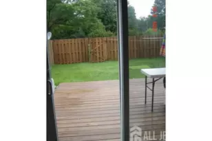 23 Heyward Ct, East Brunswick Township, NJ 08816 - Photo 3