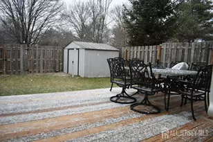 23 Heyward Ct, East Brunswick Township, NJ 08816 - Photo 3