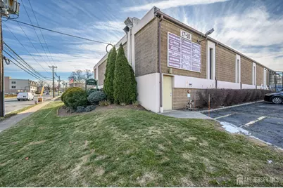 17 River Road #3B, Fair Lawn, NJ 07410 - Photo 1