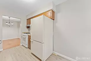 103 Pheasant Run, Edison, NJ 08820 - Photo 19