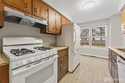 103 Pheasant Run, Edison, NJ 08820 - Photo 25