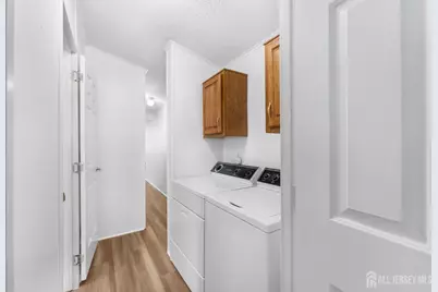 42 Helen Avenue, Avenel, NJ 07001 - Photo 7