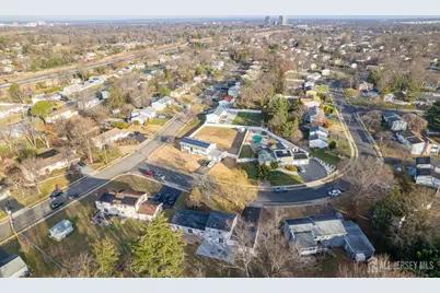 21 Vauxhall Road, East Brunswick Township, NJ 08816 - Photo 39